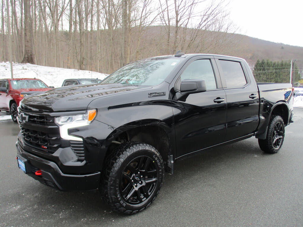 2022 Chevrolet Silverado 1500 LT Trail Boss Crew Cab 4WD