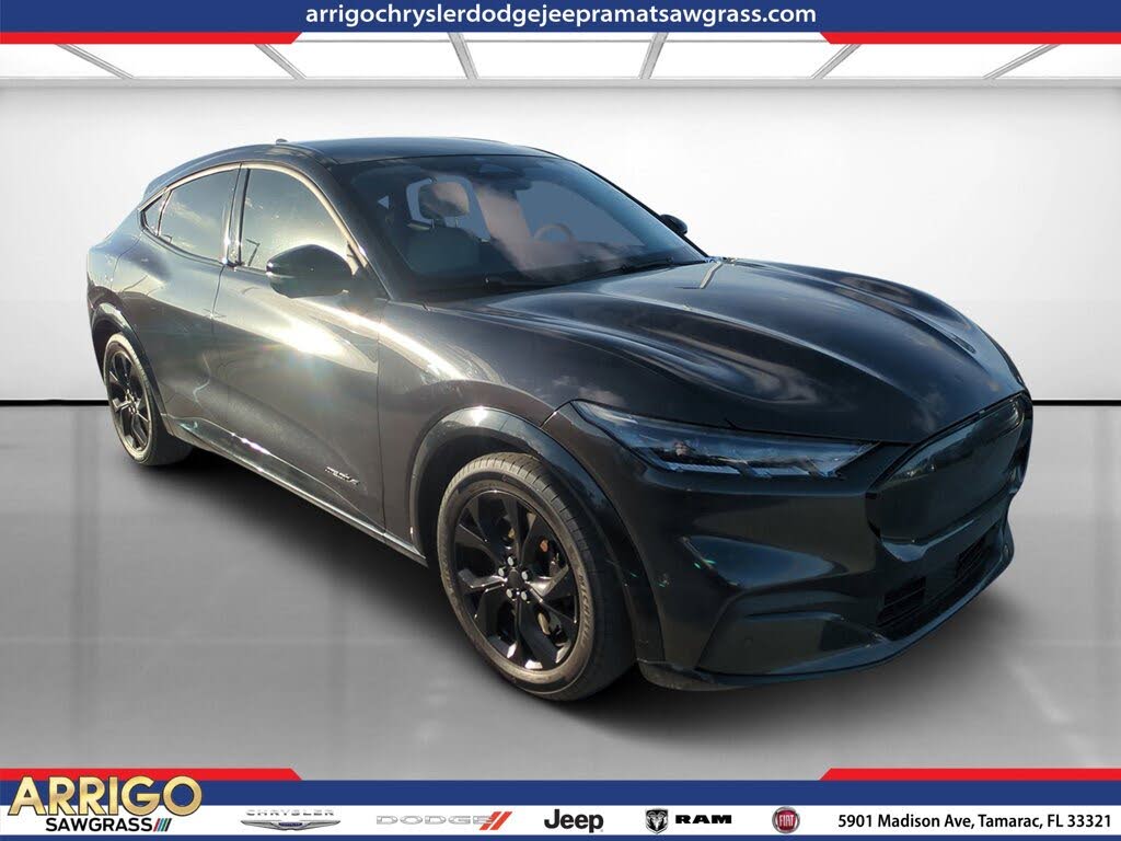 2022 Ford Mustang Mach-E Premium RWD