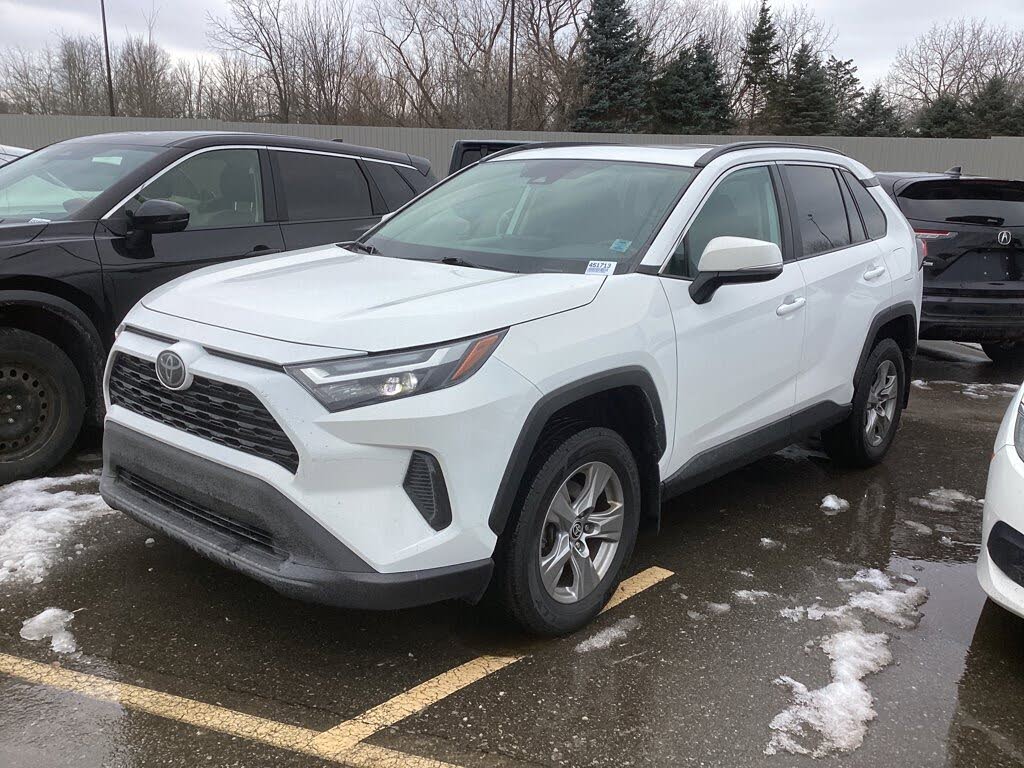 2022 Toyota RAV4 XLE AWD