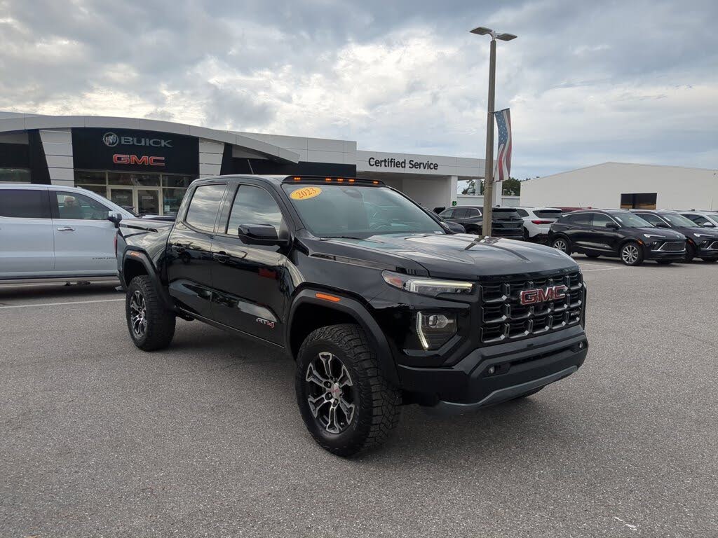 2023 GMC Canyon AT4 Crew Cab 4WD