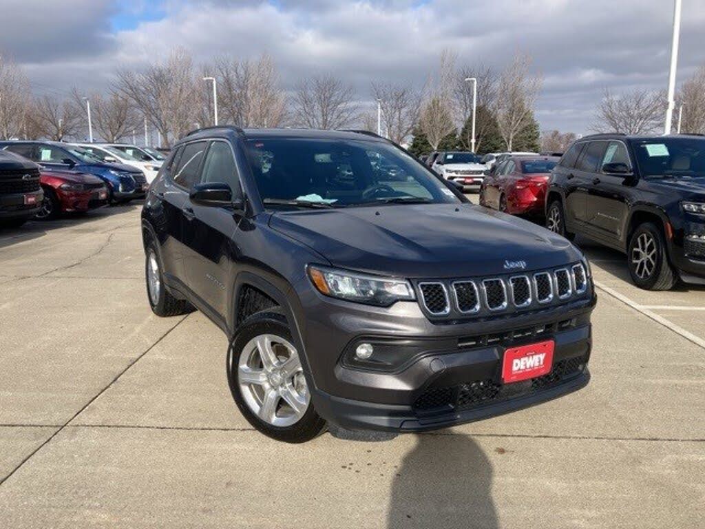 2023 Jeep Compass Latitude 4WD