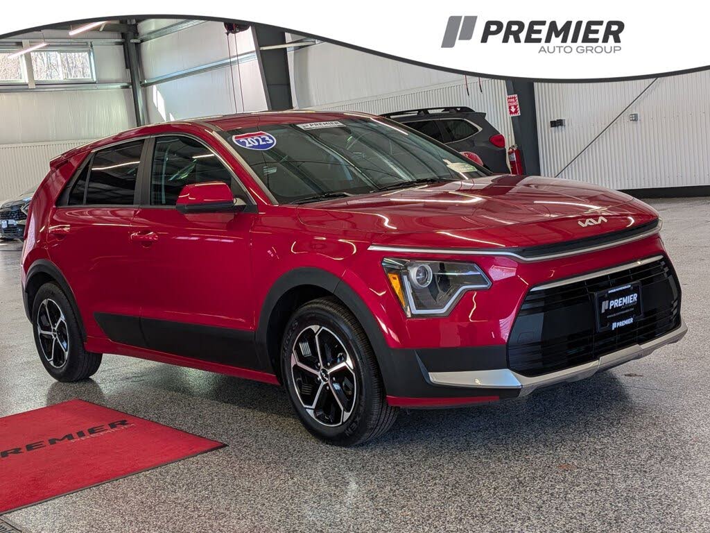 2023 Kia Niro LX FWD