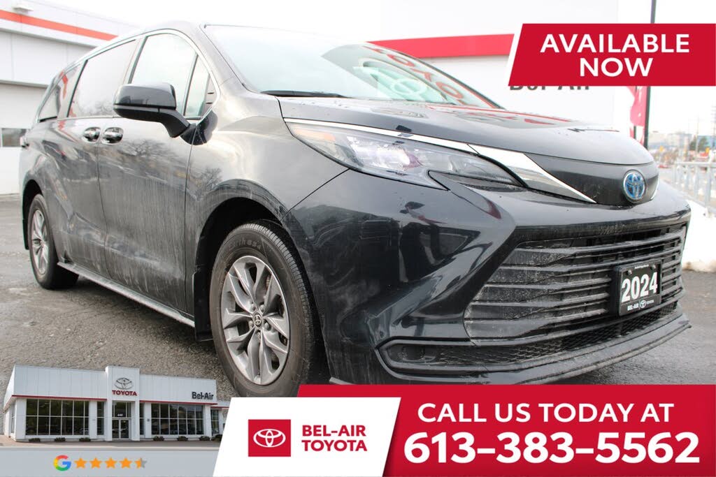 2024 Toyota Sienna LE 8-Passenger FWD