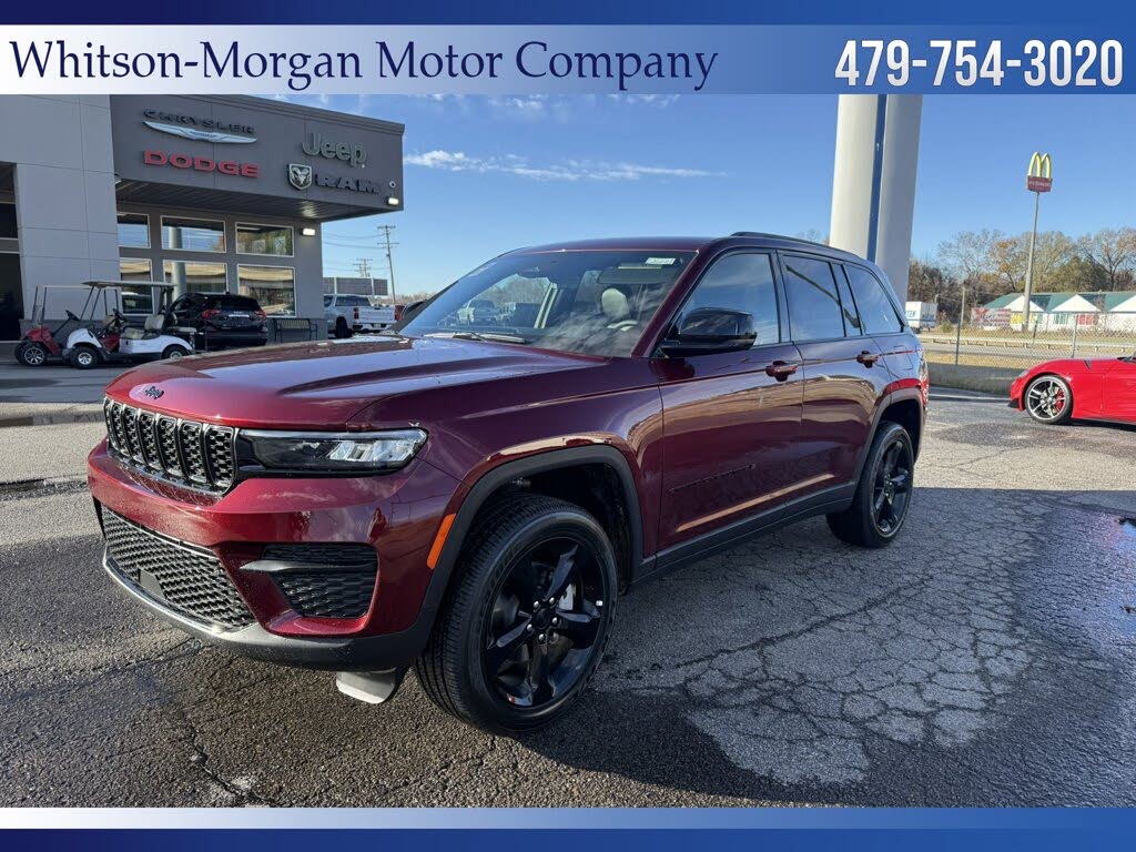 2025 Jeep Grand Cherokee Altitude 4WD