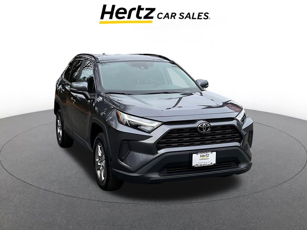 2025 Toyota RAV4 XLE FWD