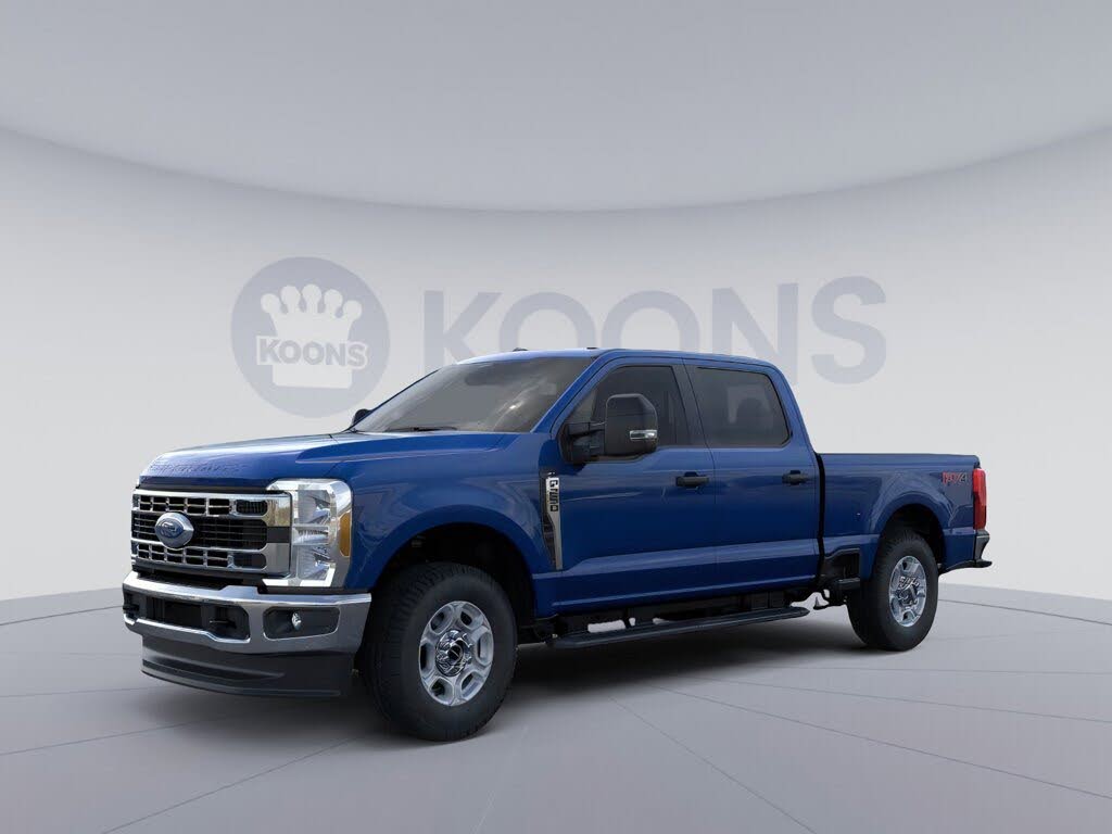 2026 Ford F-250 Super Duty XLT Crew Cab 4WD