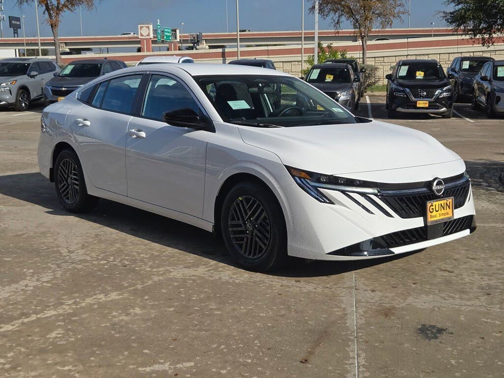 2026 Nissan Sentra SV FWD