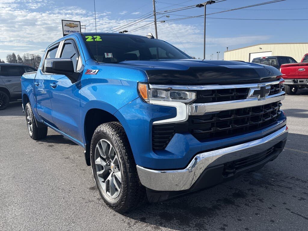 2022 Chevrolet Silverado 1500 LT Crew Cab 4WD