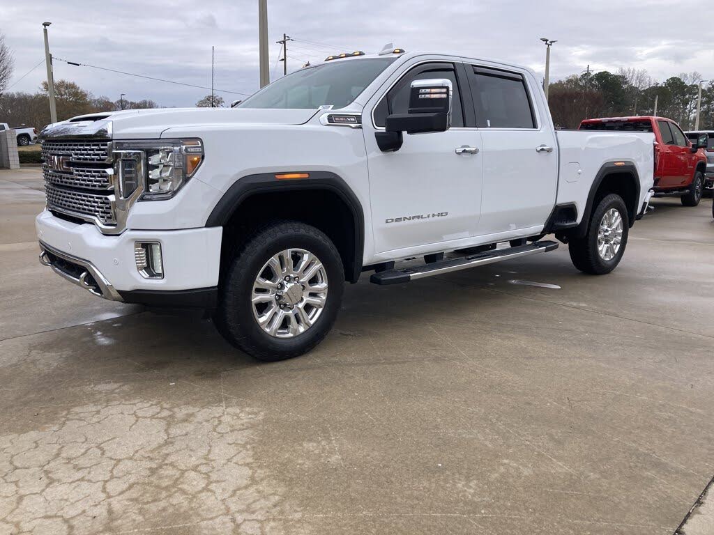 2022 GMC Sierra 2500HD Denali Crew Cab 4WD