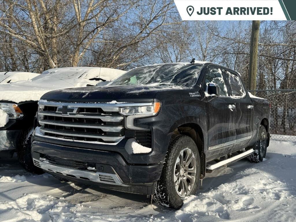 2023 Chevrolet Silverado 1500 High Country Crew Cab 4WD