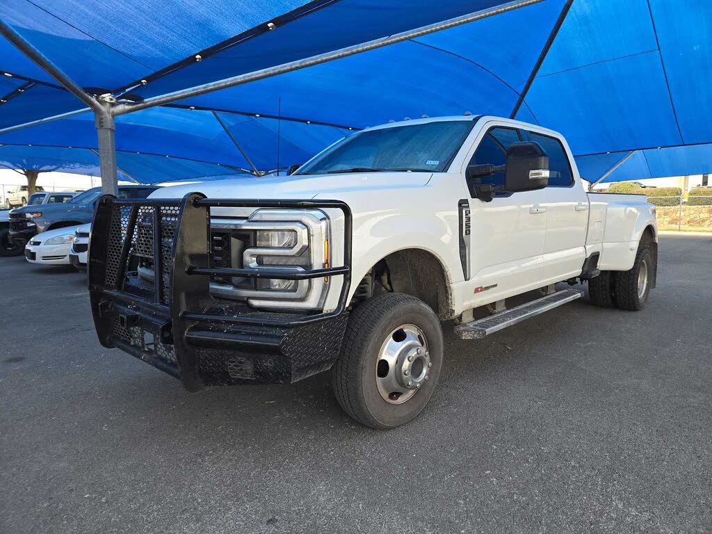 2024 Ford F-350 Super Duty Lariat Crew Cab LB DRW 4WD