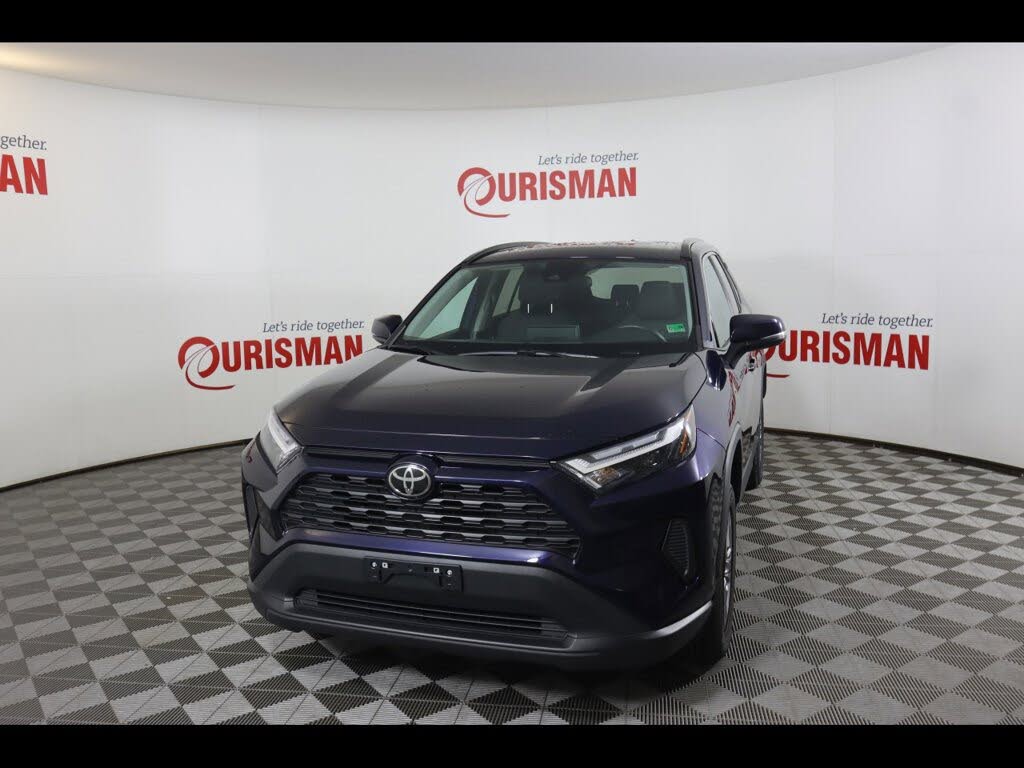 2024 Toyota RAV4 XLE FWD