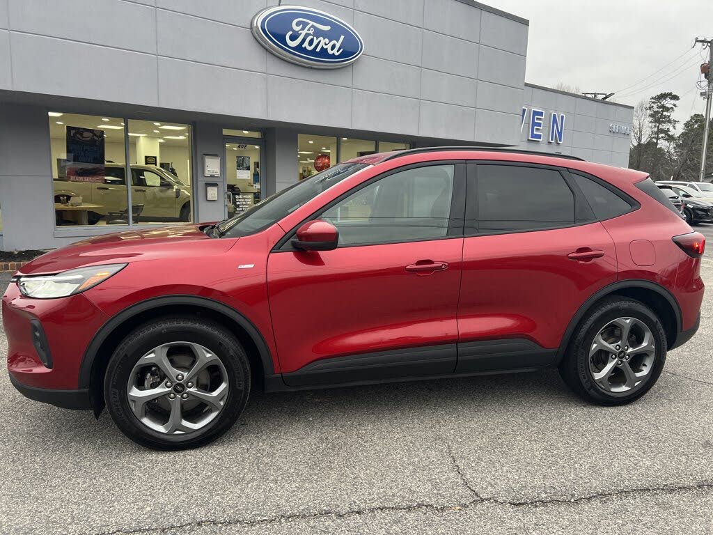2025 Ford Escape Hybrid ST-Line Select AWD