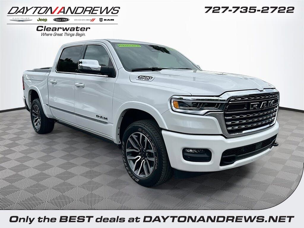 2025 RAM 1500 Limited Crew Cab 4WD