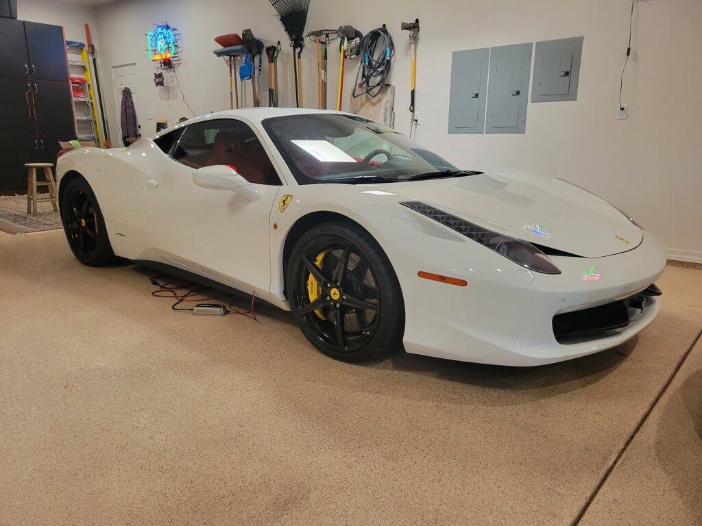 2015 Ferrari 458 Italia Coupe RWD