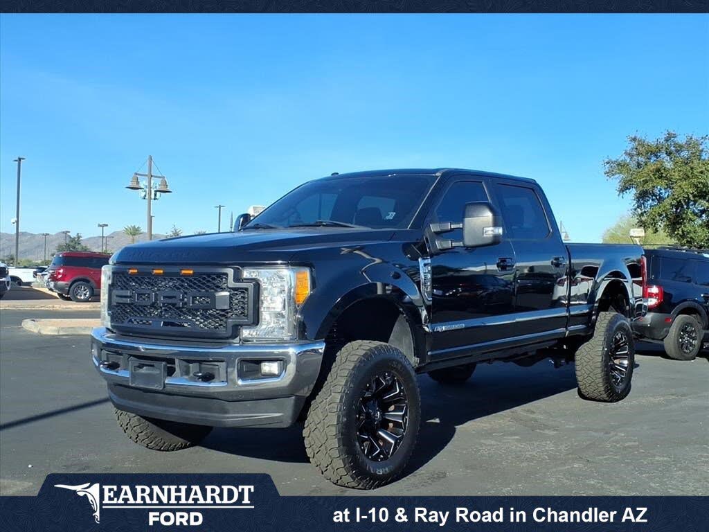 2017 Ford F-350 Super Duty Lariat Crew Cab 4WD