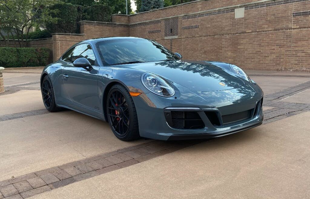 2018 Porsche 911 Carrera GTS Coupe RWD
