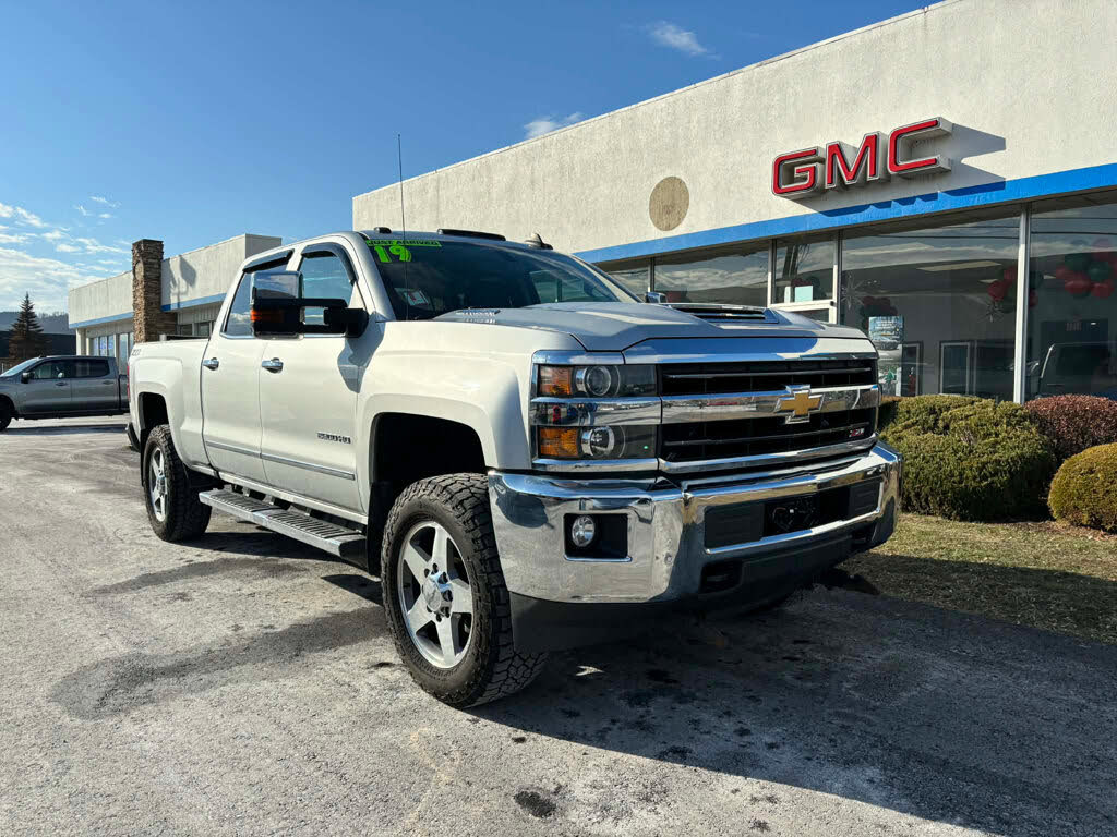 2019 Chevrolet Silverado 2500HD LTZ Crew Cab 4WD