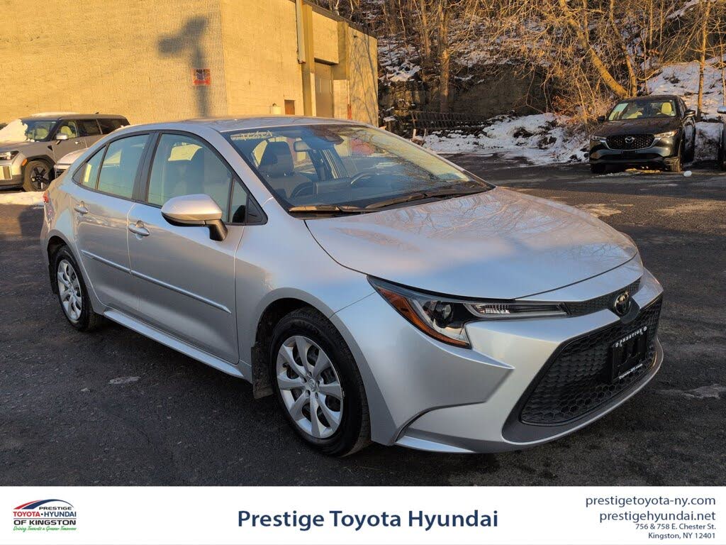2022 Toyota Corolla LE FWD
