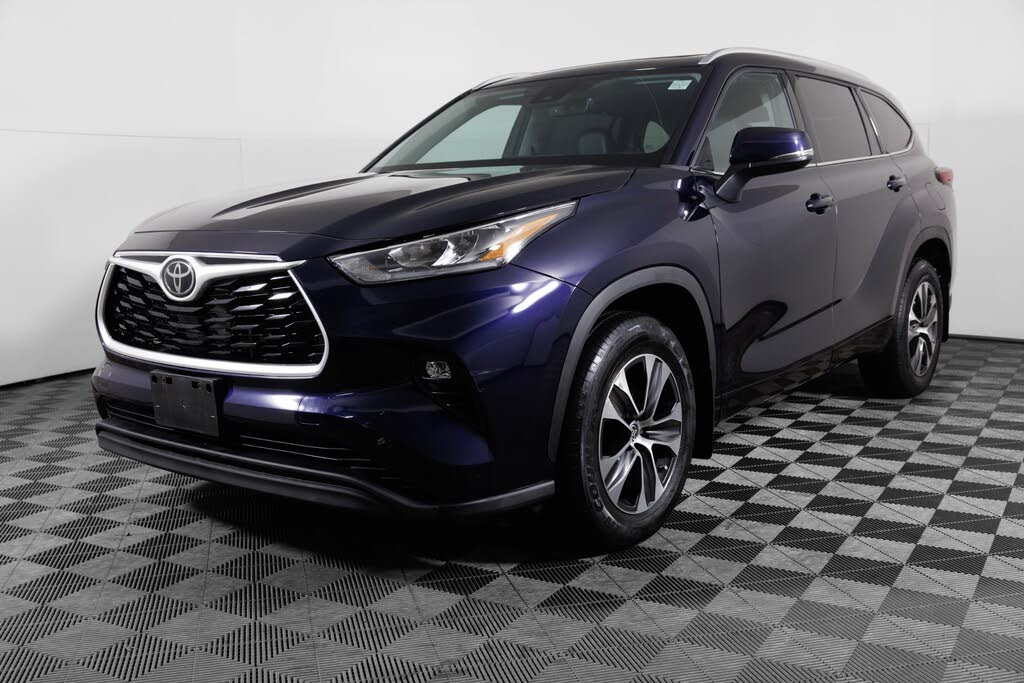 2022 Toyota Highlander XLE AWD
