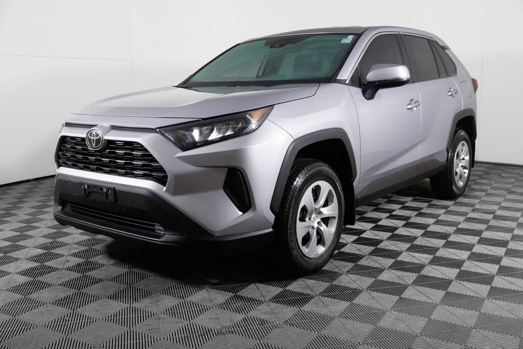 2022 Toyota RAV4 LE FWD