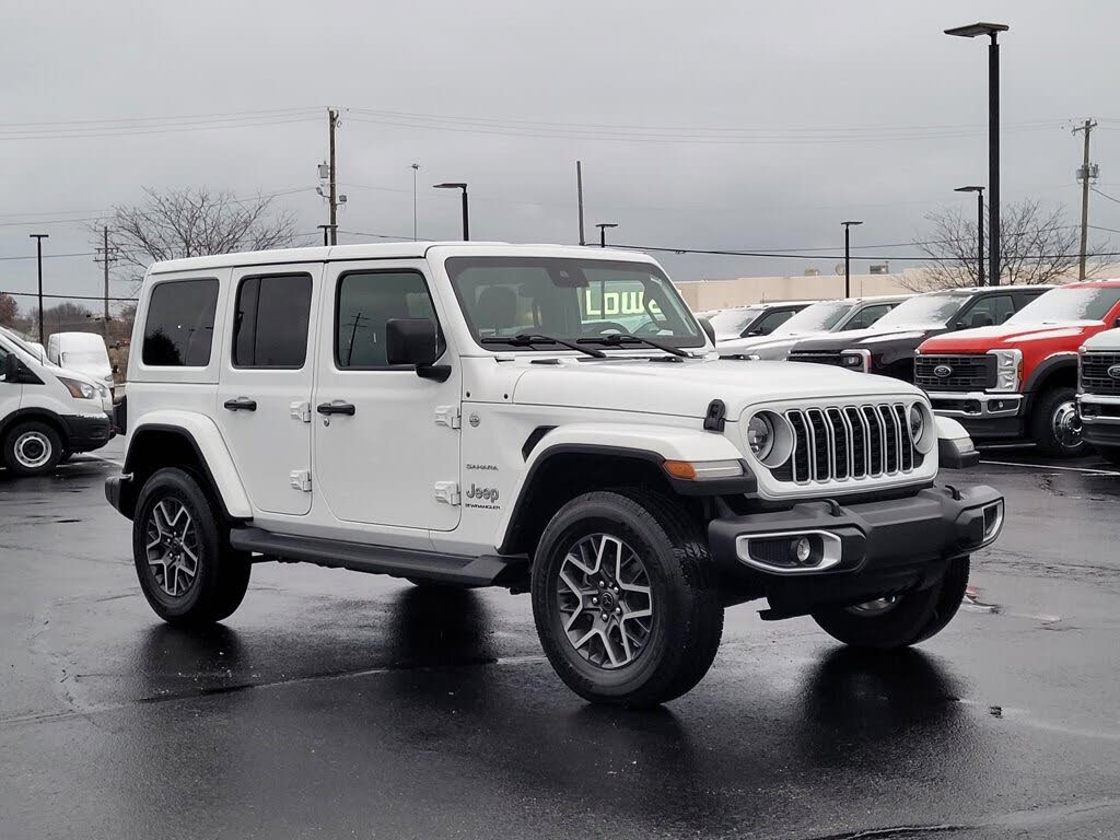 2024 Jeep Wrangler Sahara 4-Door 4WD