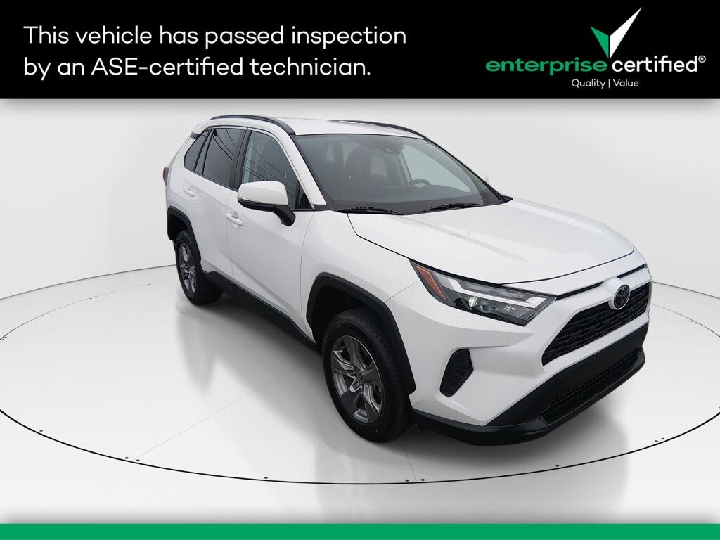 2024 Toyota RAV4 XLE FWD