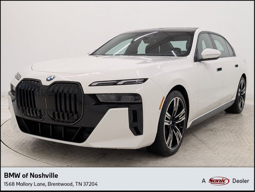 2025 BMW 7 Series 740i RWD
