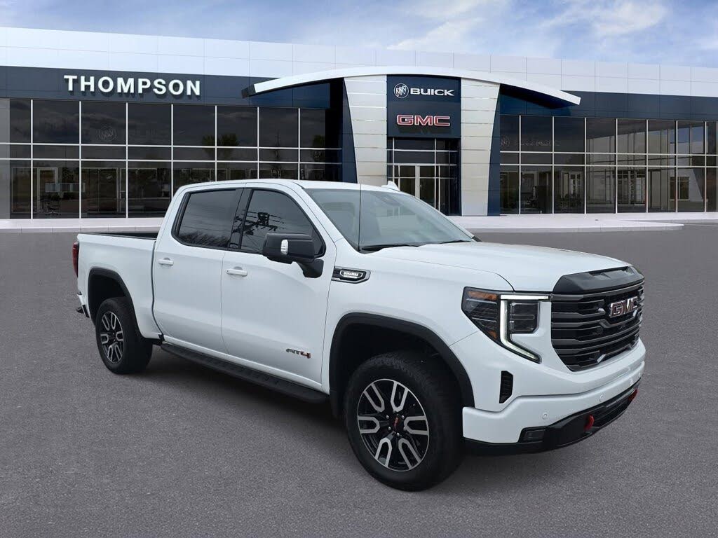 2025 GMC Sierra 1500 AT4 Crew Cab 4WD