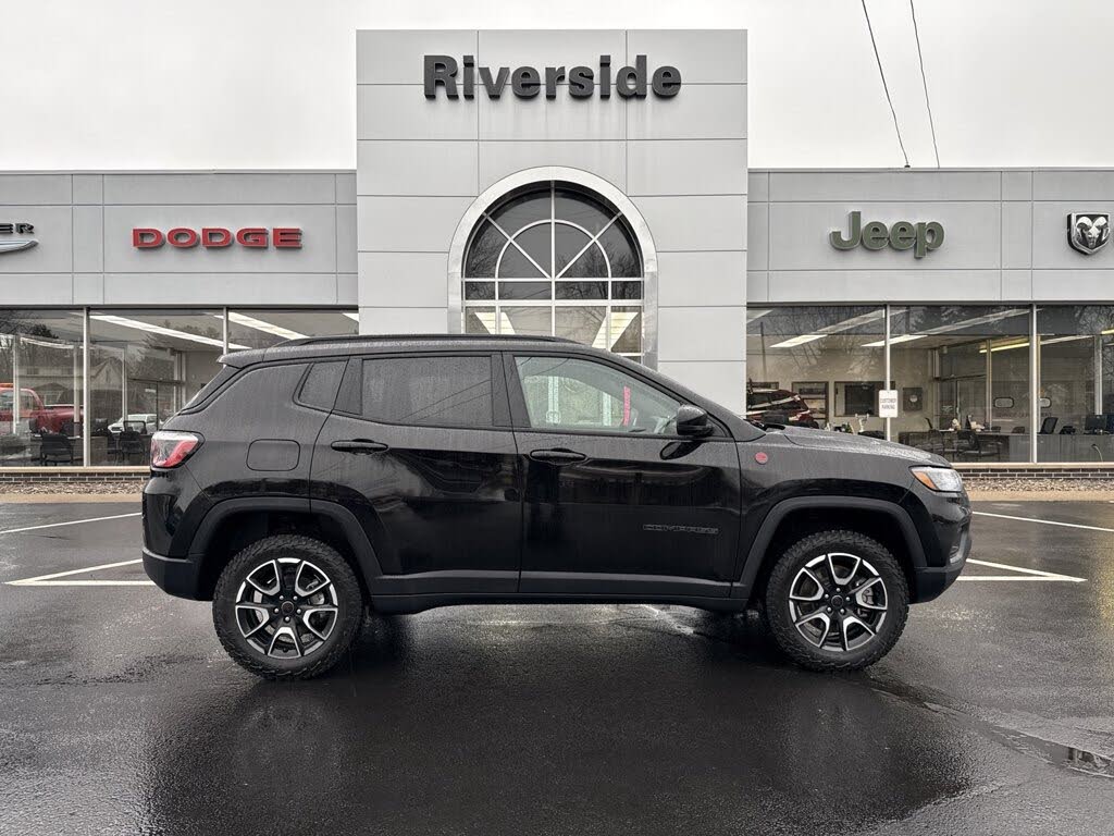 2025 Jeep Compass Trailhawk 4WD