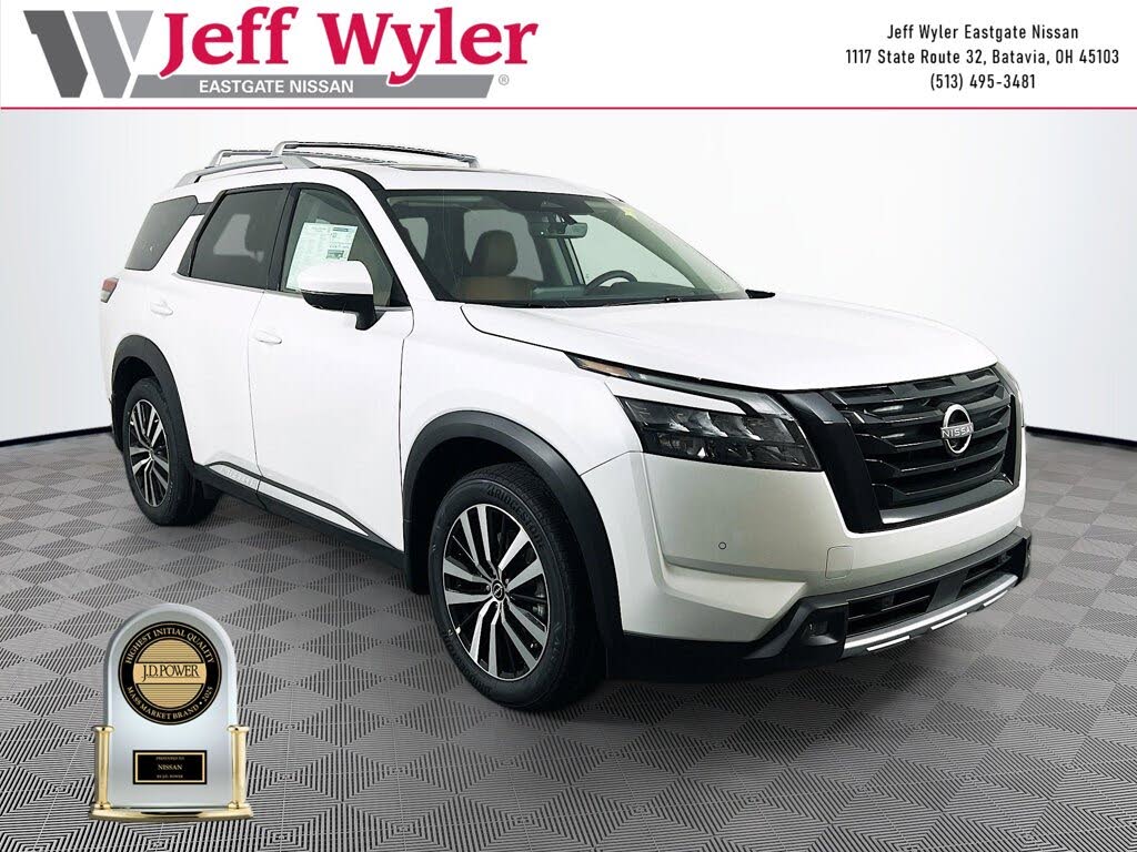 2025 Nissan Pathfinder Platinum 4WD