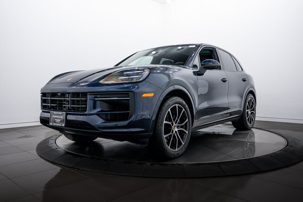 2025 Porsche Cayenne AWD