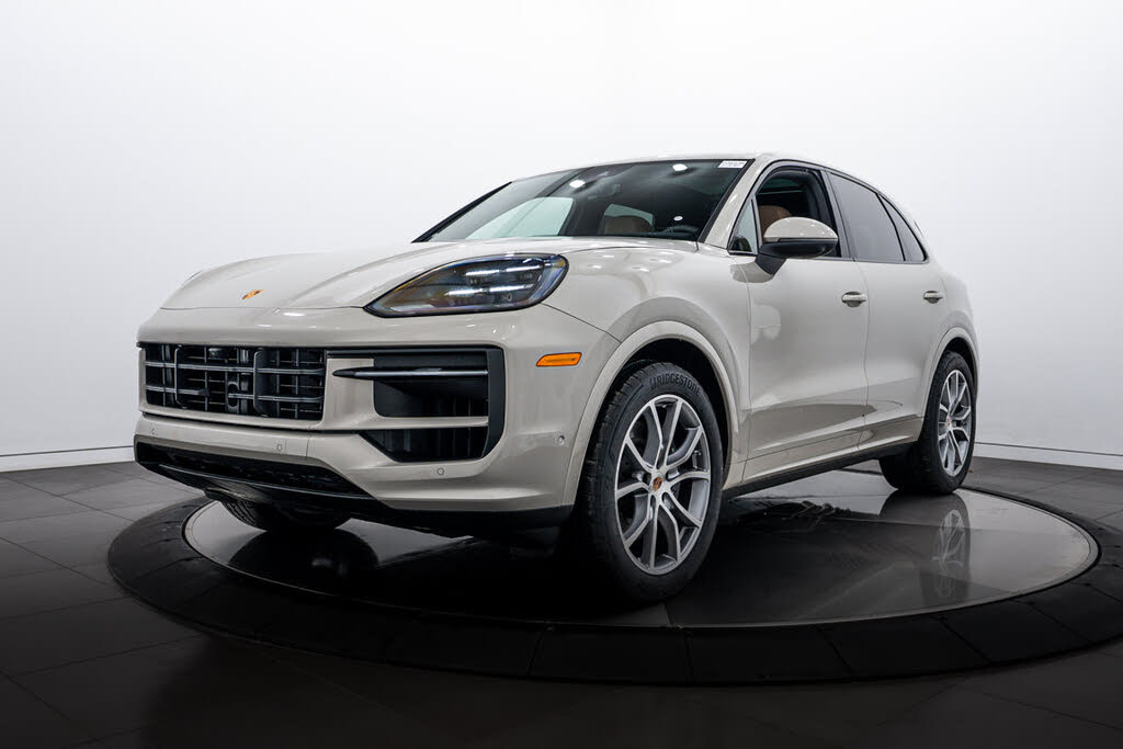 2026 Porsche Cayenne AWD