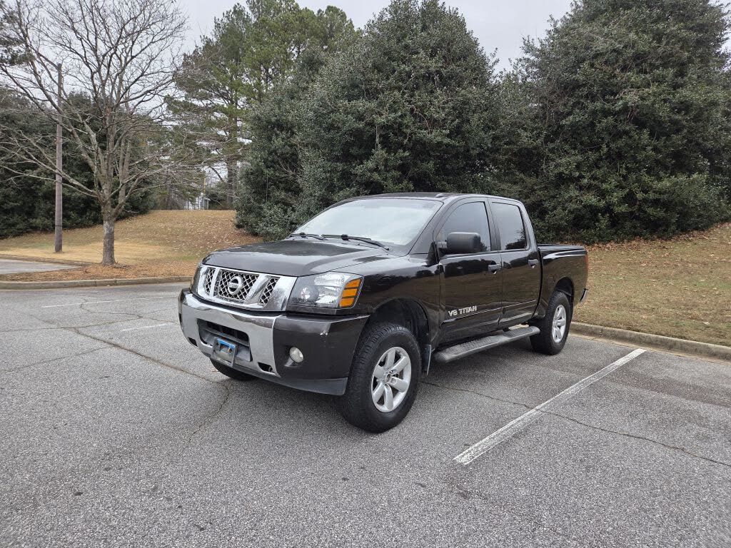 2014 Nissan Titan SV Crew Cab