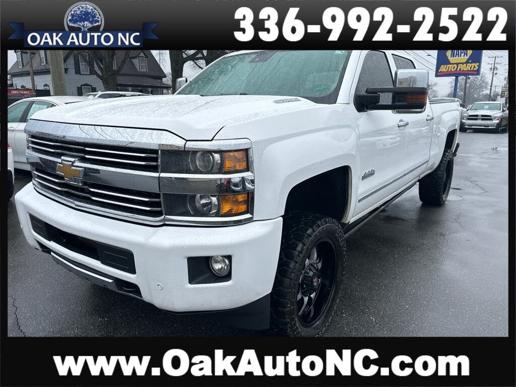 2015 Chevrolet Silverado 2500HD High Country Crew Cab 4WD