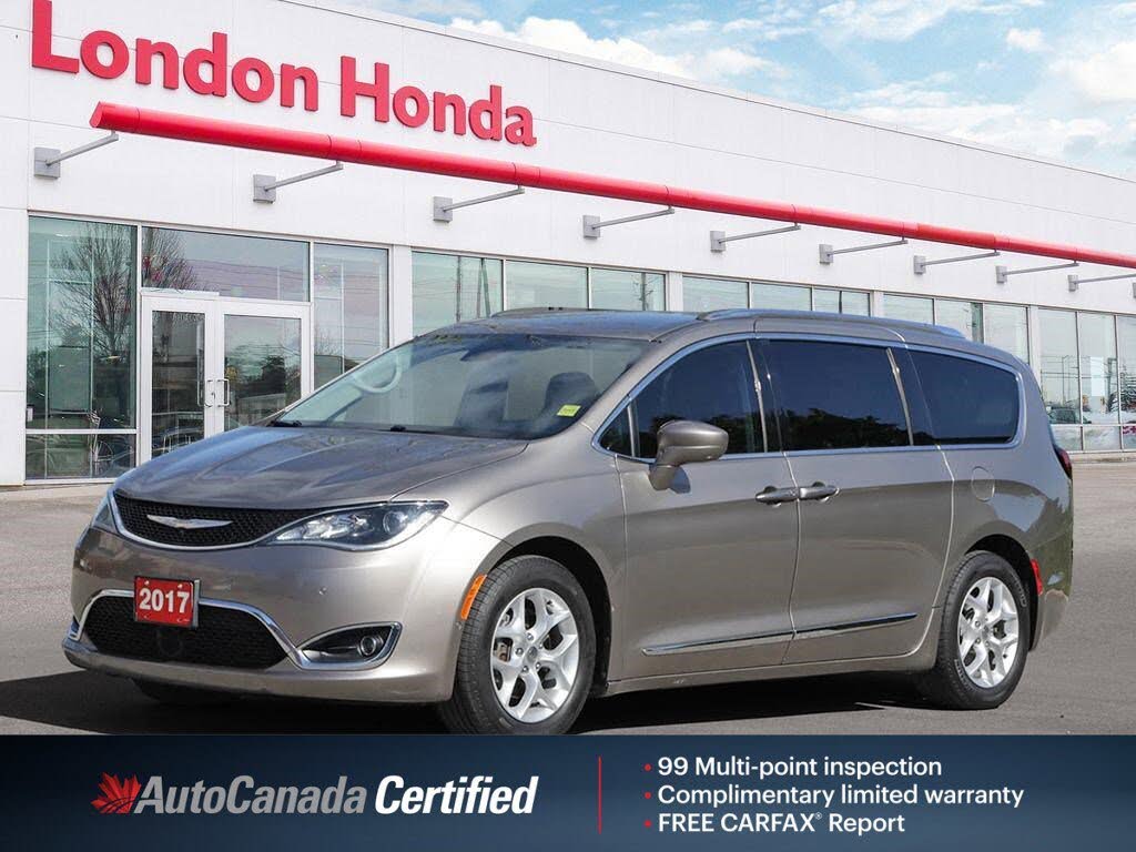 Chrysler Pacifica Touring L Plus FWD 2017