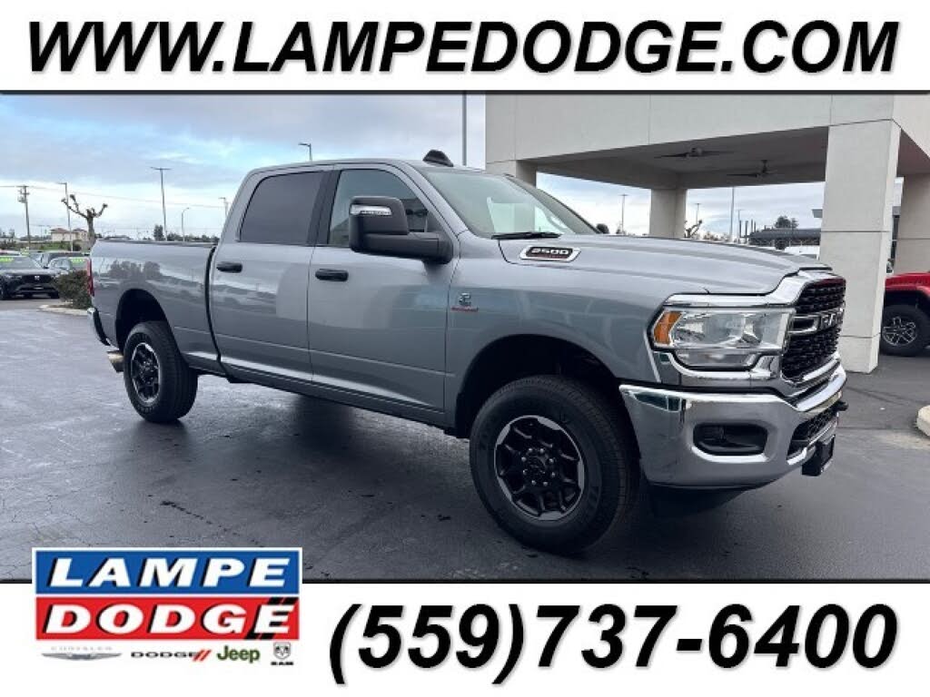 2023 RAM 2500 Big Horn Crew Cab 4WD