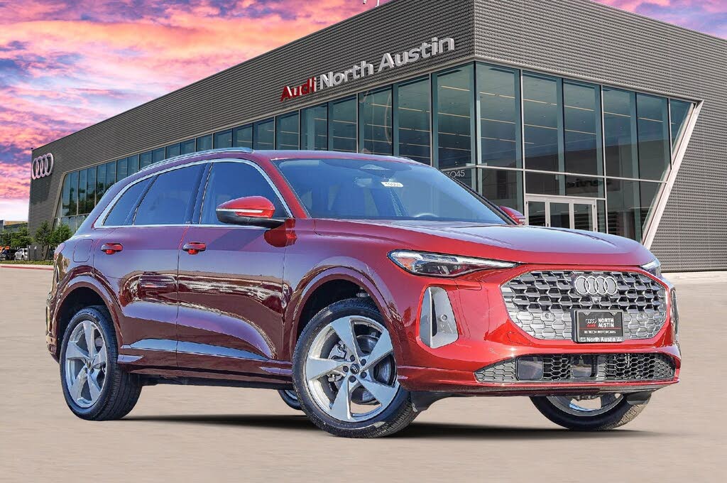 2025 Audi Q5 quattro Premium Plus 40 TFSI
