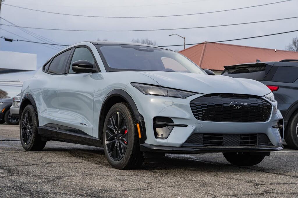 2025 Ford Mustang Mach-E Premium AWD