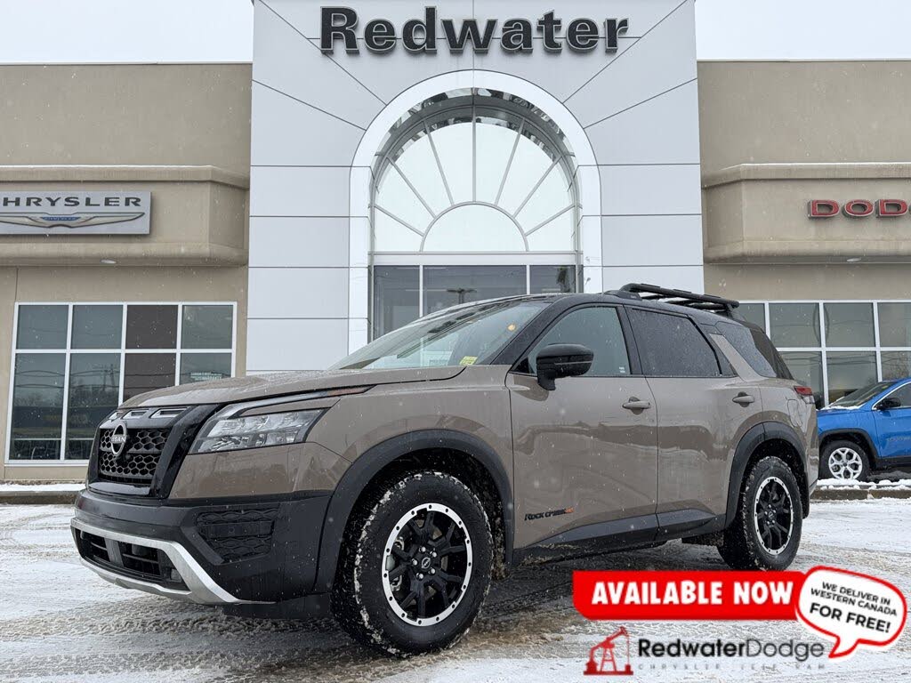 2025 Nissan Pathfinder SV 4WD