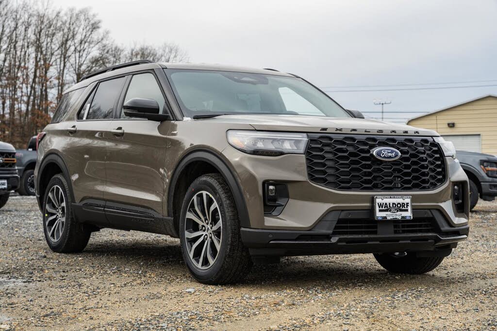 2026 Ford Explorer ST-Line AWD