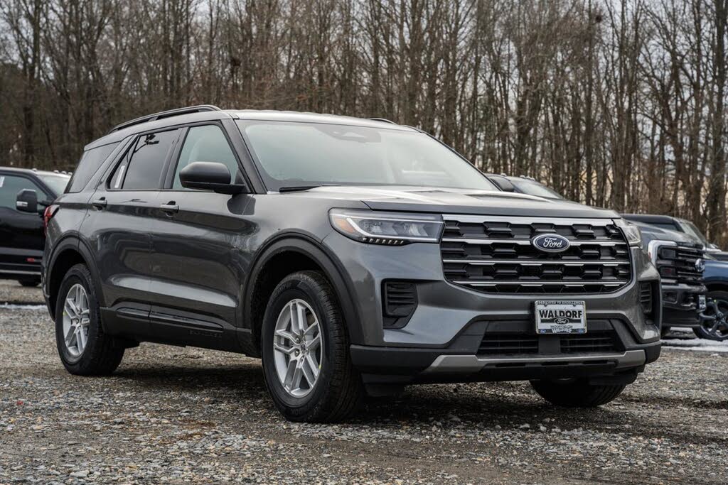 2026 Ford Explorer Active AWD