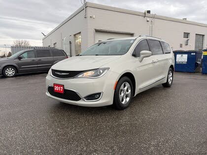 2017 Chrysler Pacifica Touring L Plus FWD