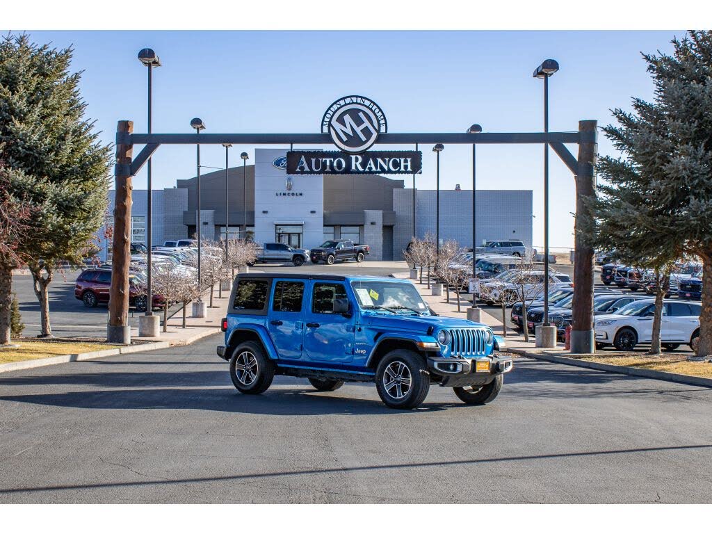 2023 Jeep Wrangler Sahara 4-Door 4WD