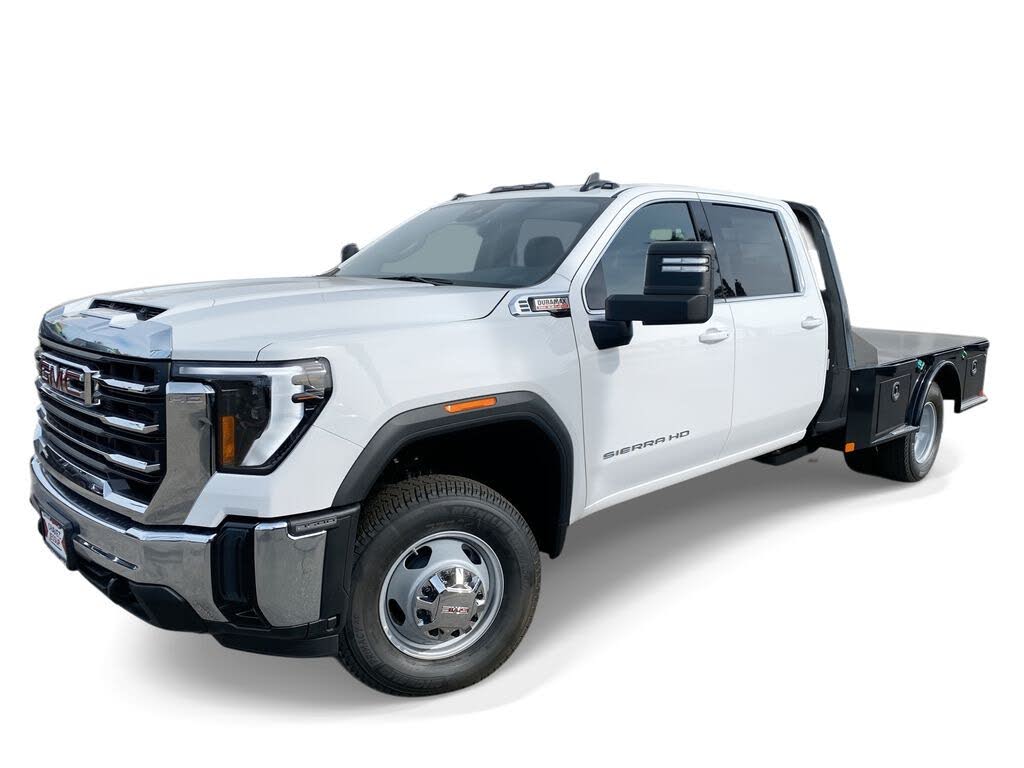 2026 GMC Sierra 3500HD Chassis SLE Crew Cab 4WD
