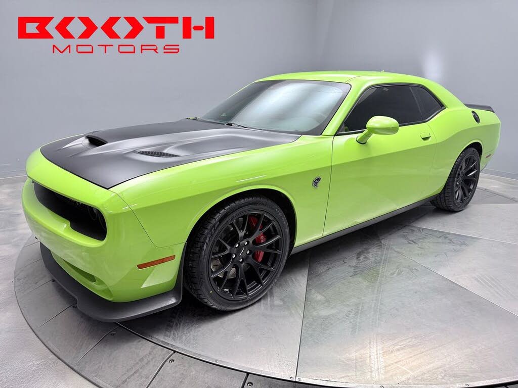 2015 Dodge Challenger SRT Hellcat RWD
