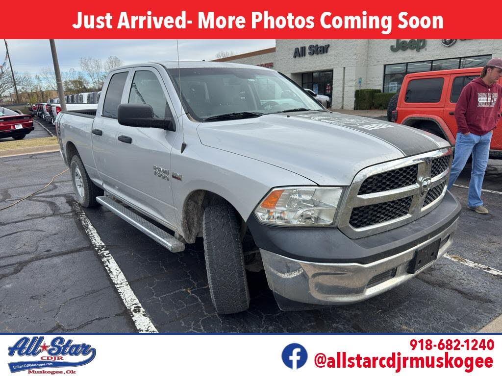 2017 RAM 1500 ST Quad Cab 4WD