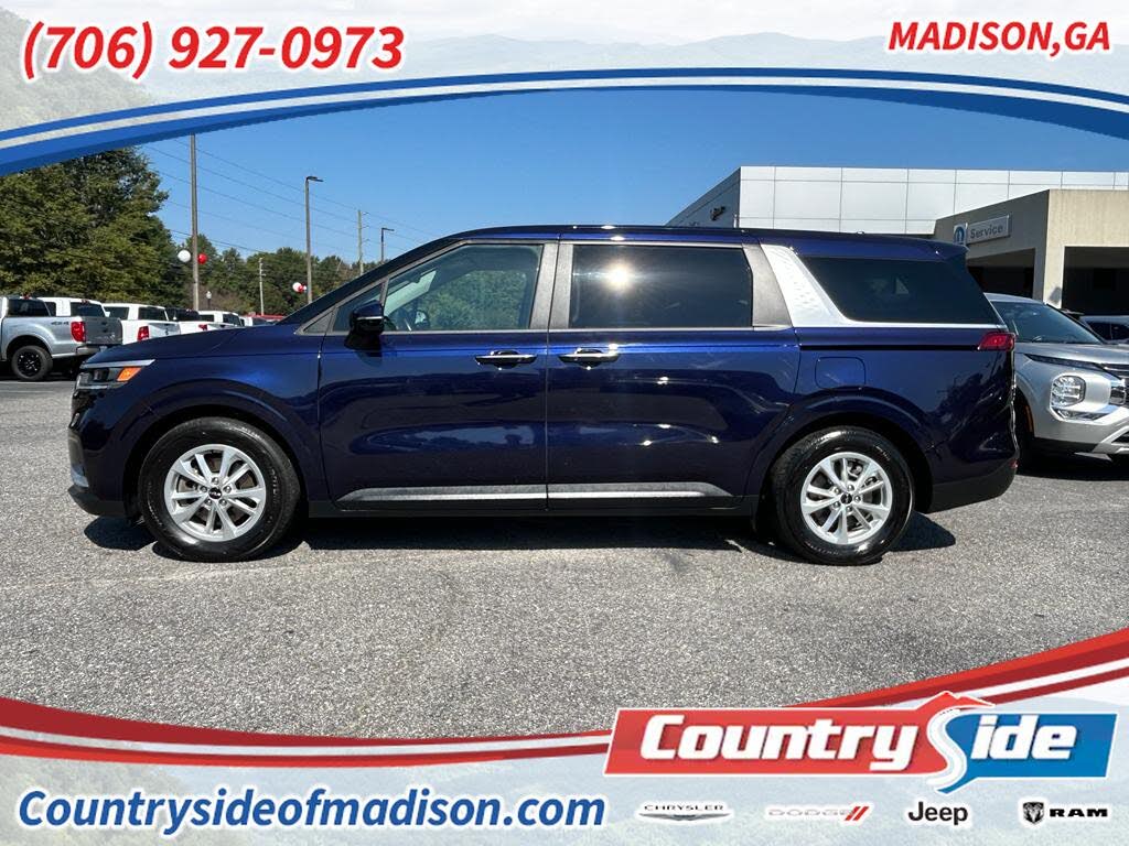 2024 Kia Carnival LX FWD