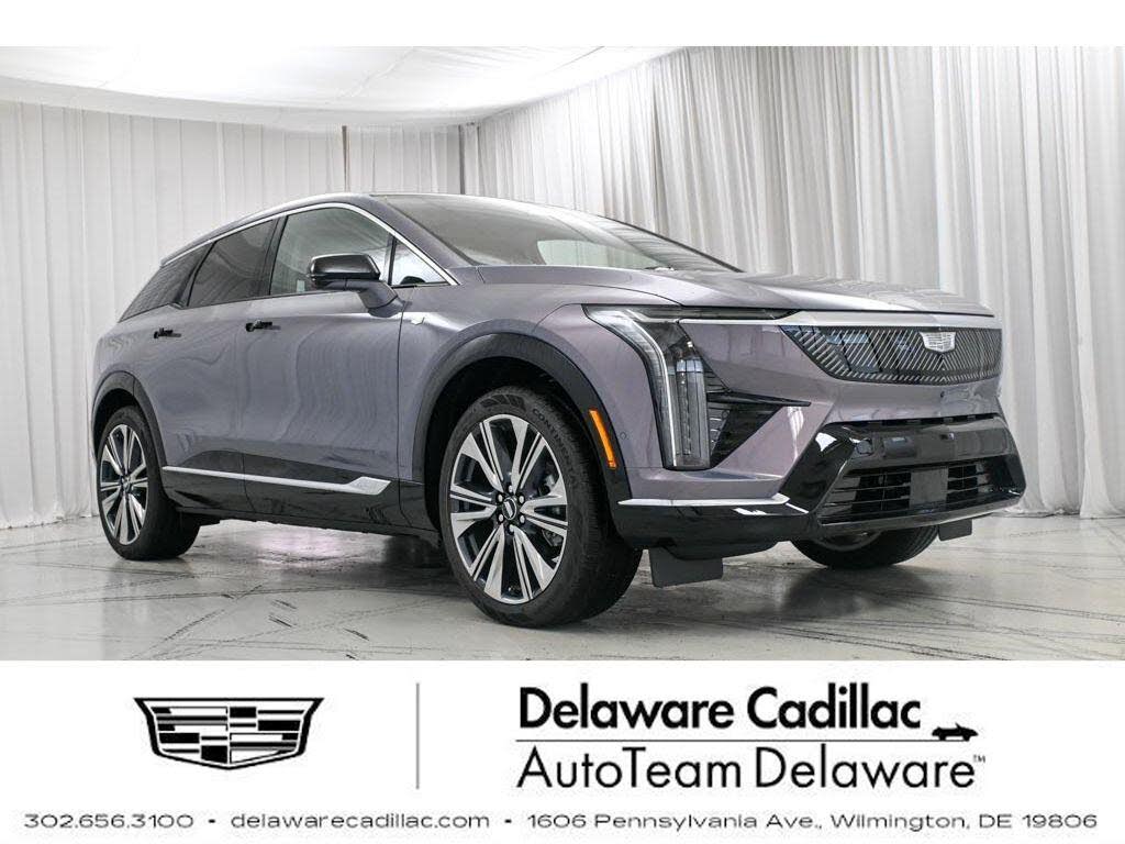 2026 Cadillac OPTIQ Premium Luxury AWD
