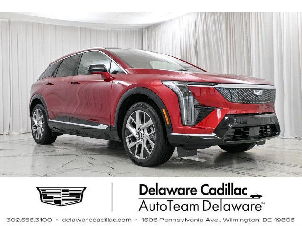 2026 Cadillac OPTIQ Premium Luxury AWD